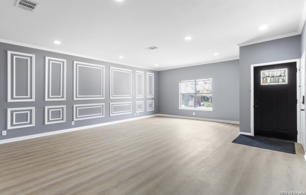 1st Living Area
