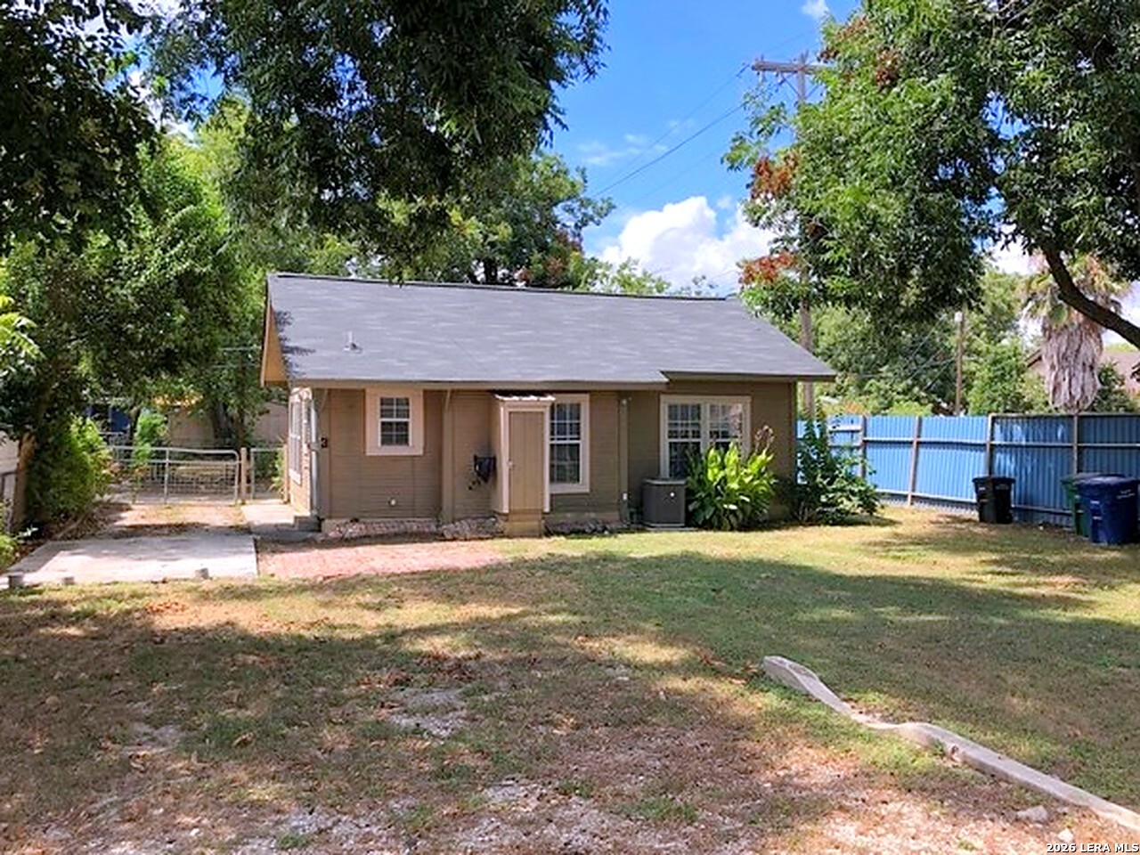 102 BAILEY AVE, San Antonio, TX 78210