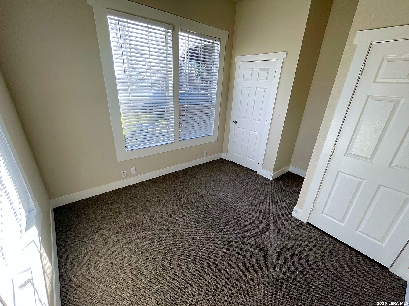 102 BAILEY AVE, San Antonio, TX 78210