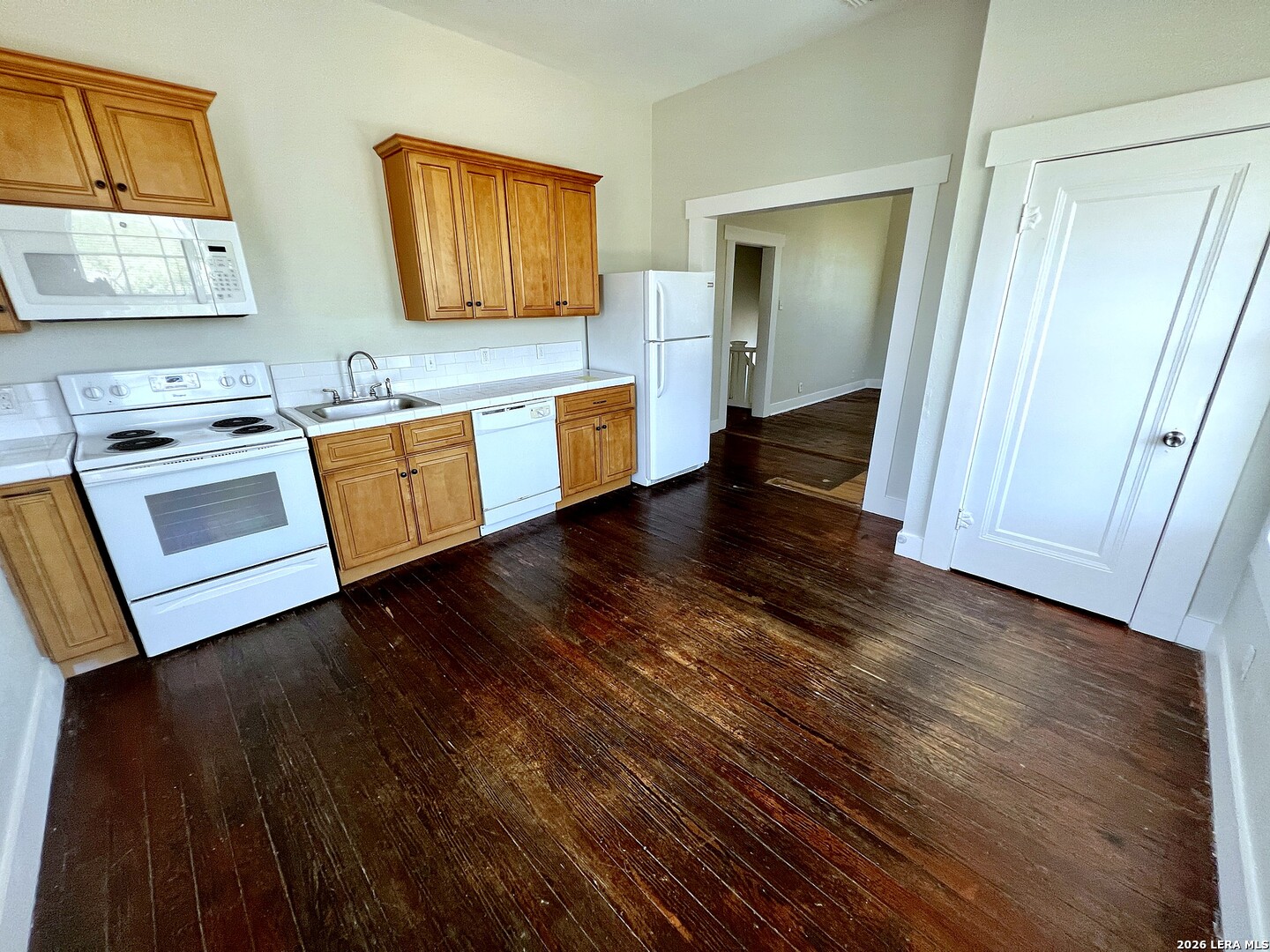 102 BAILEY AVE, San Antonio, TX 78210
