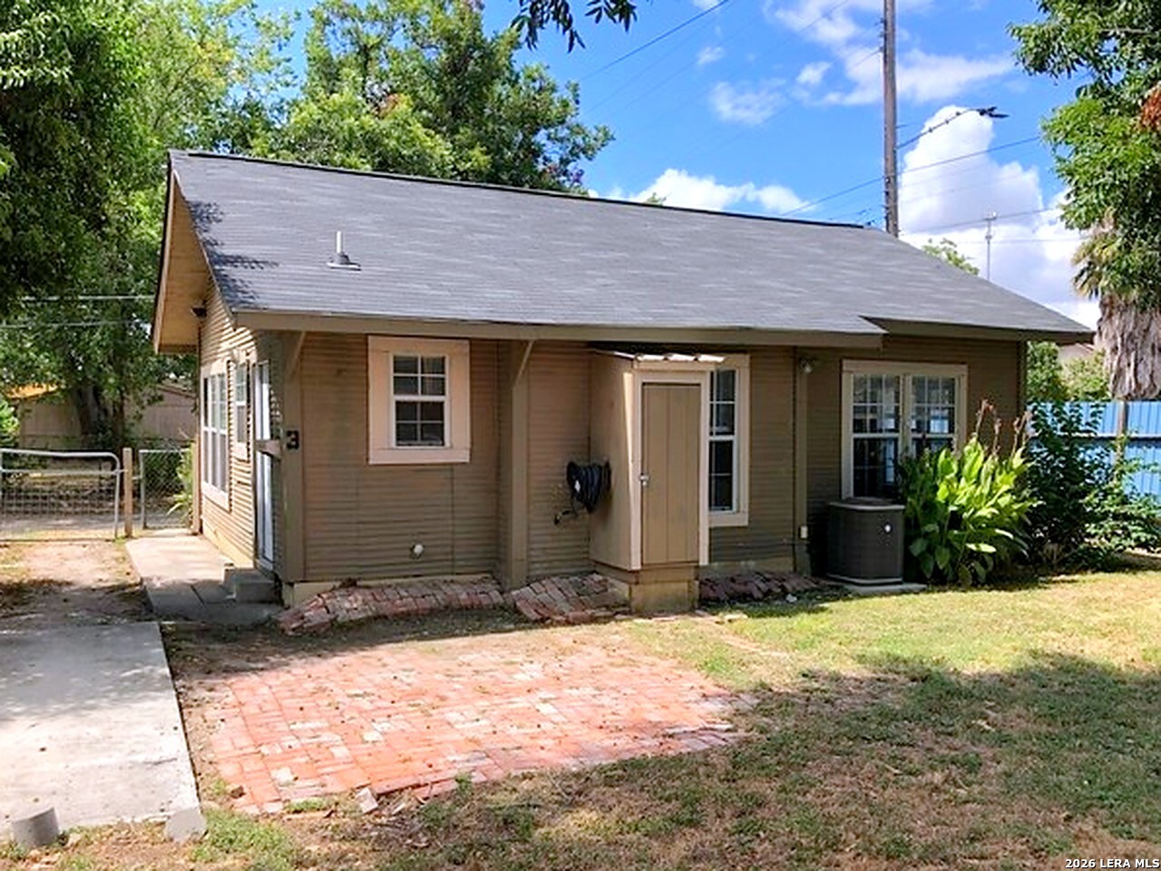 102 BAILEY AVE, San Antonio, TX 78210