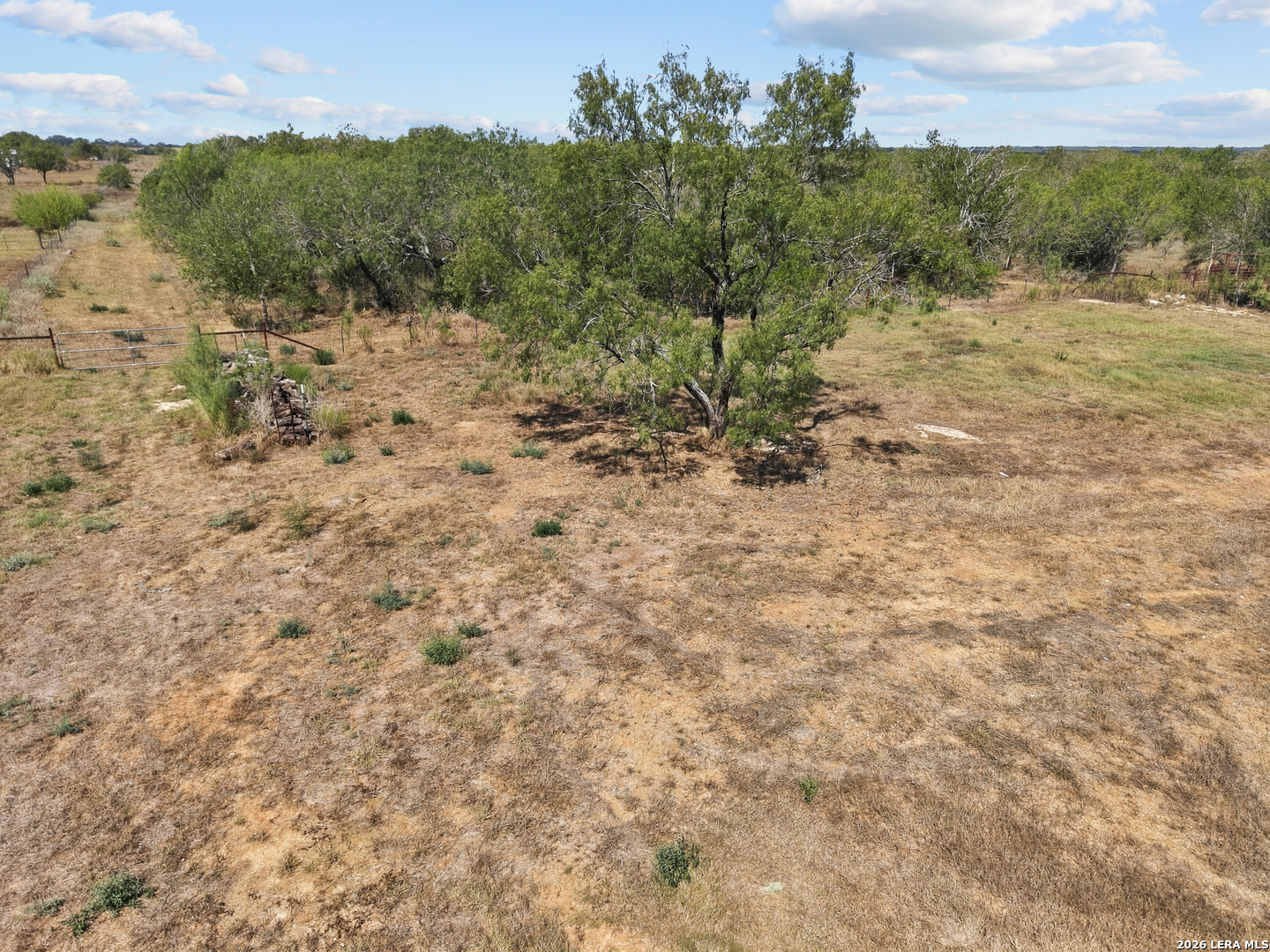2729 County Road 357, La Vernia, TX 78121