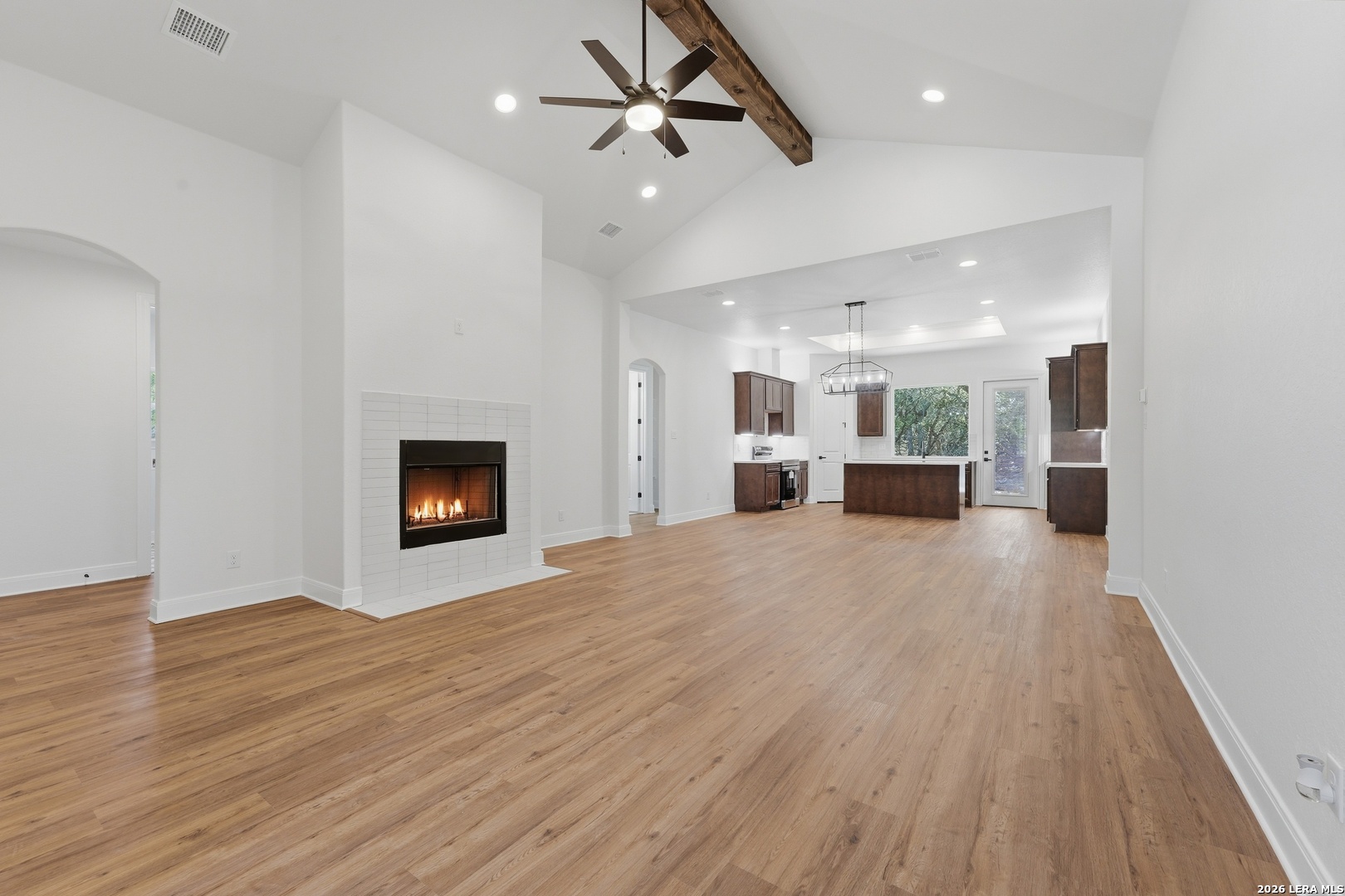 1344 Bellewood, photo 4