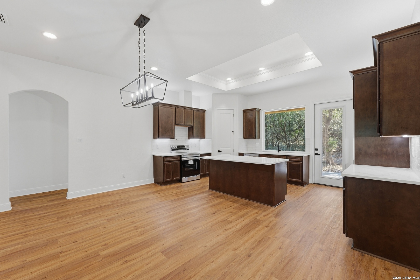 1344 Bellewood, photo 7