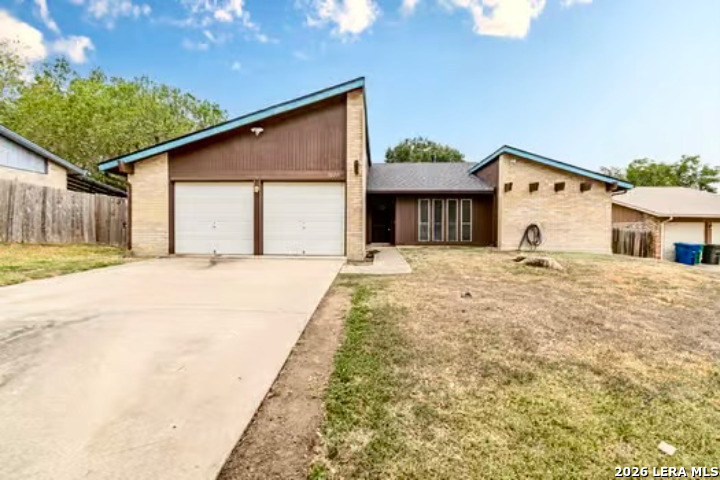 Photo 3 of Single family home for sale at 5727 Sky Country, San Antonio, TX 78247 | MLS# 2020190 | Listing updated on 2026-09-30