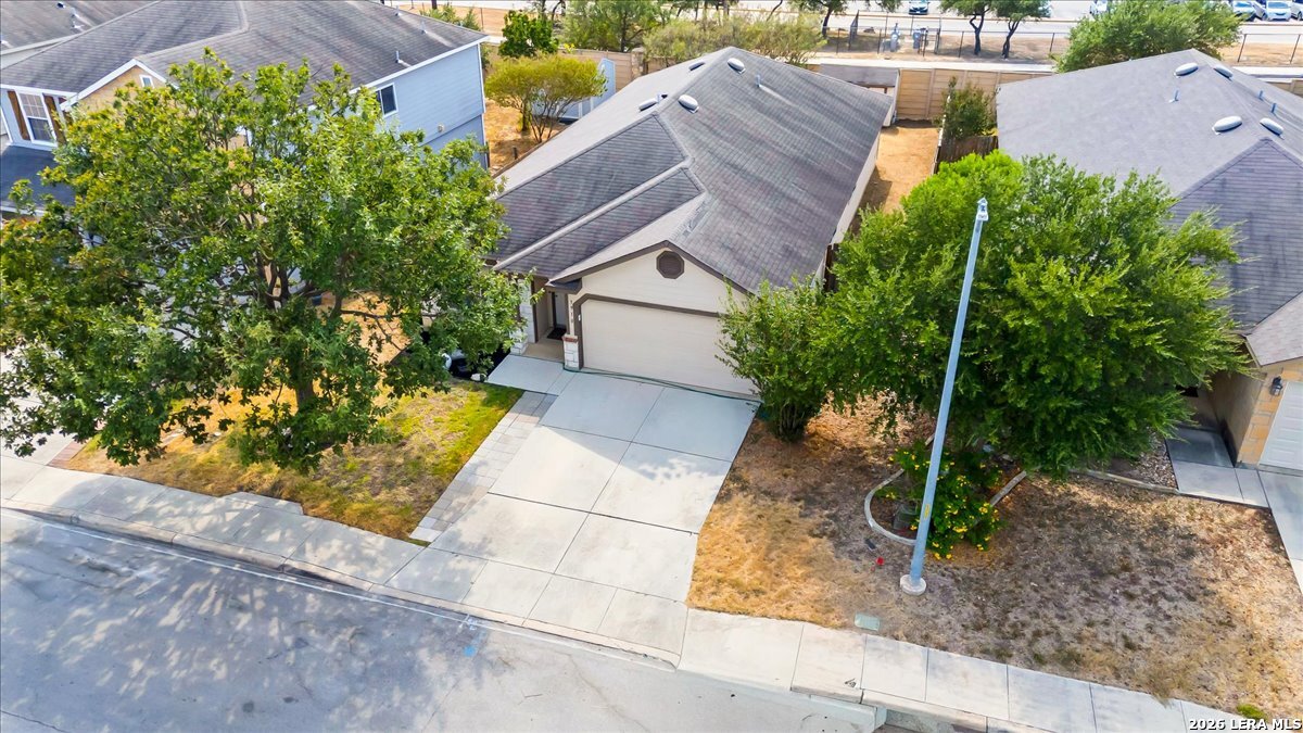 3910 Arrowwood Bnd, San Antonio, TX 78261
