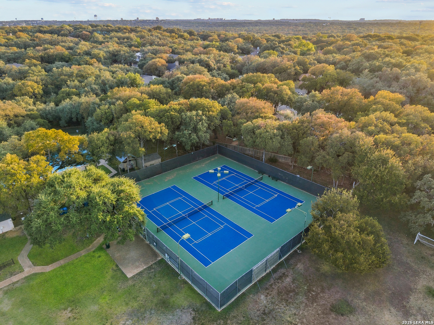 13427 LA VISTA DR, San Antonio, TX 78216