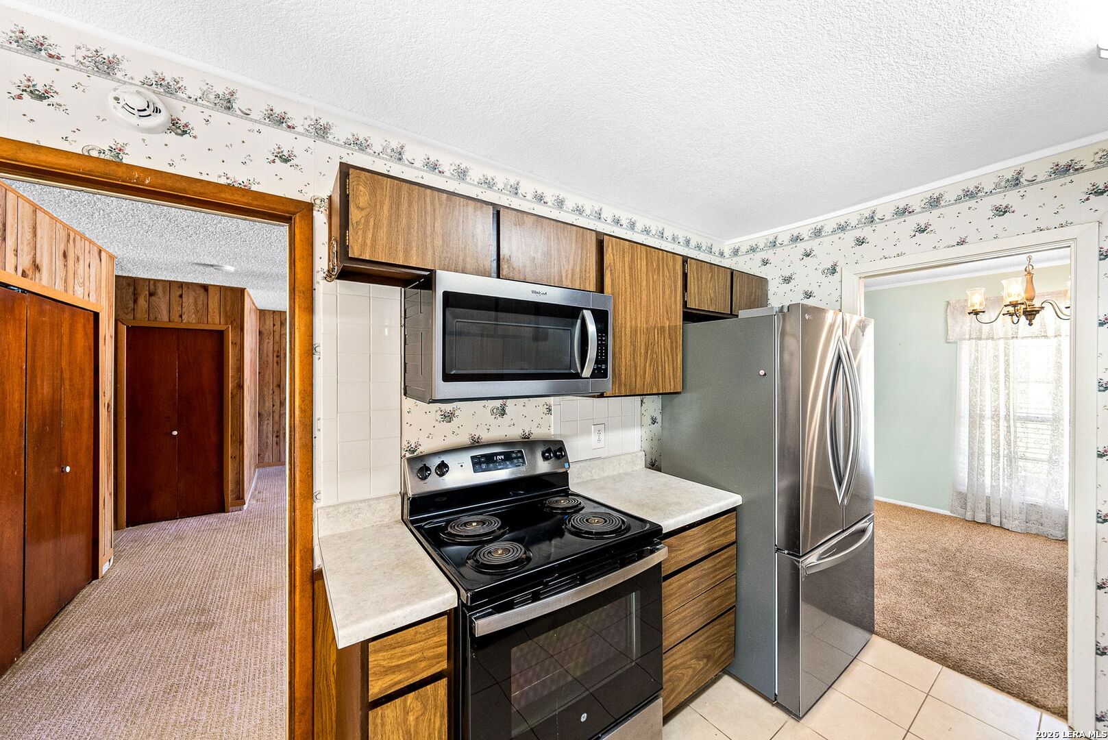 9446 Shields Dr, San Antonio, TX 78245