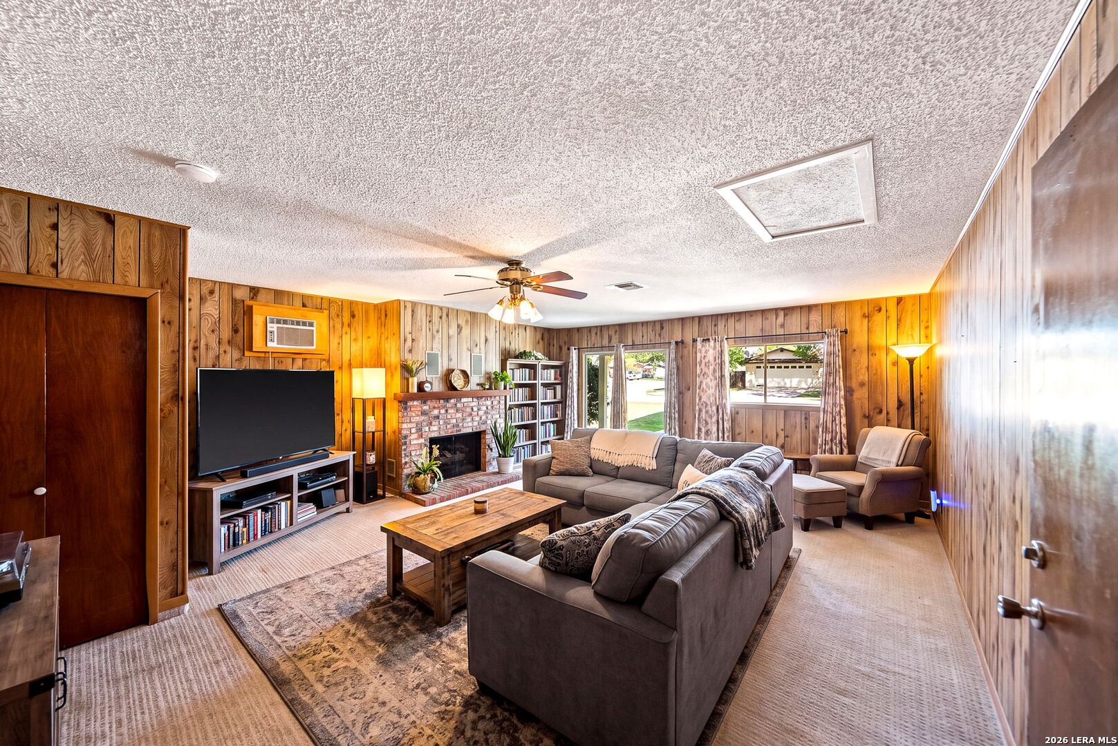 9446 Shields Dr, San Antonio, TX 78245