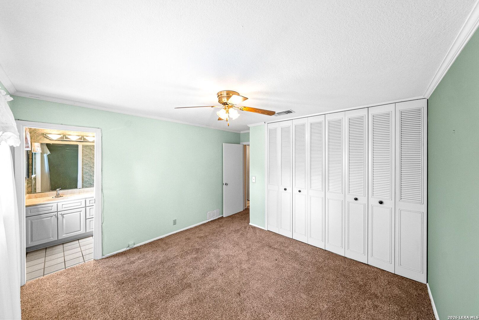 9446 Shields Dr, San Antonio, TX 78245