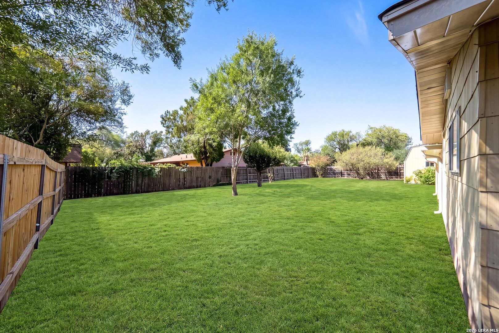 9446 Shields Dr, San Antonio, TX 78245
