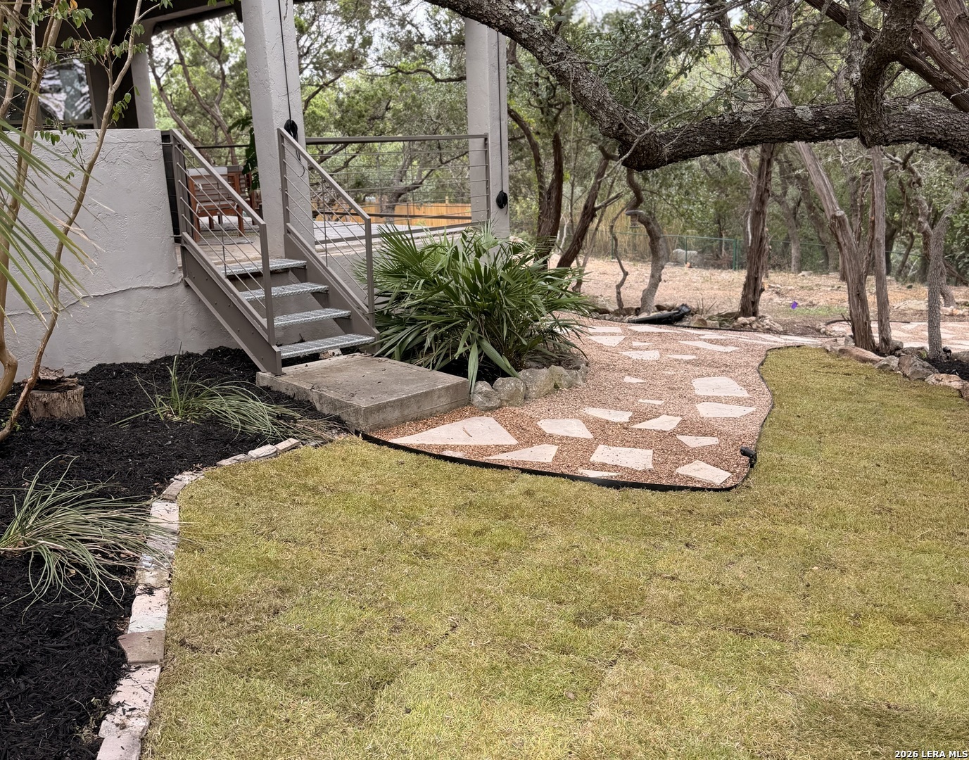 1014 FLAGSTONE DR, San Antonio, TX 78260