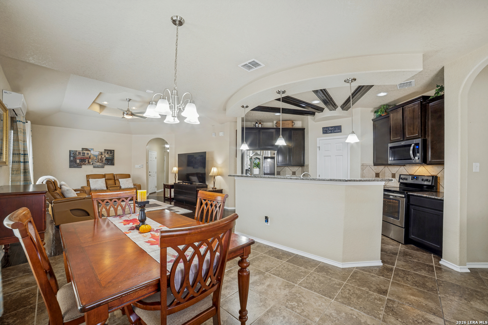 8114 Grissom Post, San Antonio, TX 78251