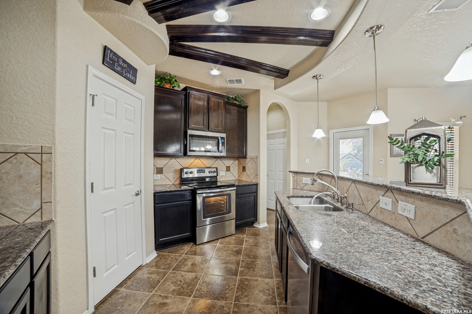 8114 Grissom Post, San Antonio, TX 78251