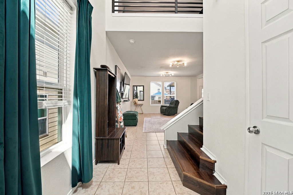 Entry/Foyer