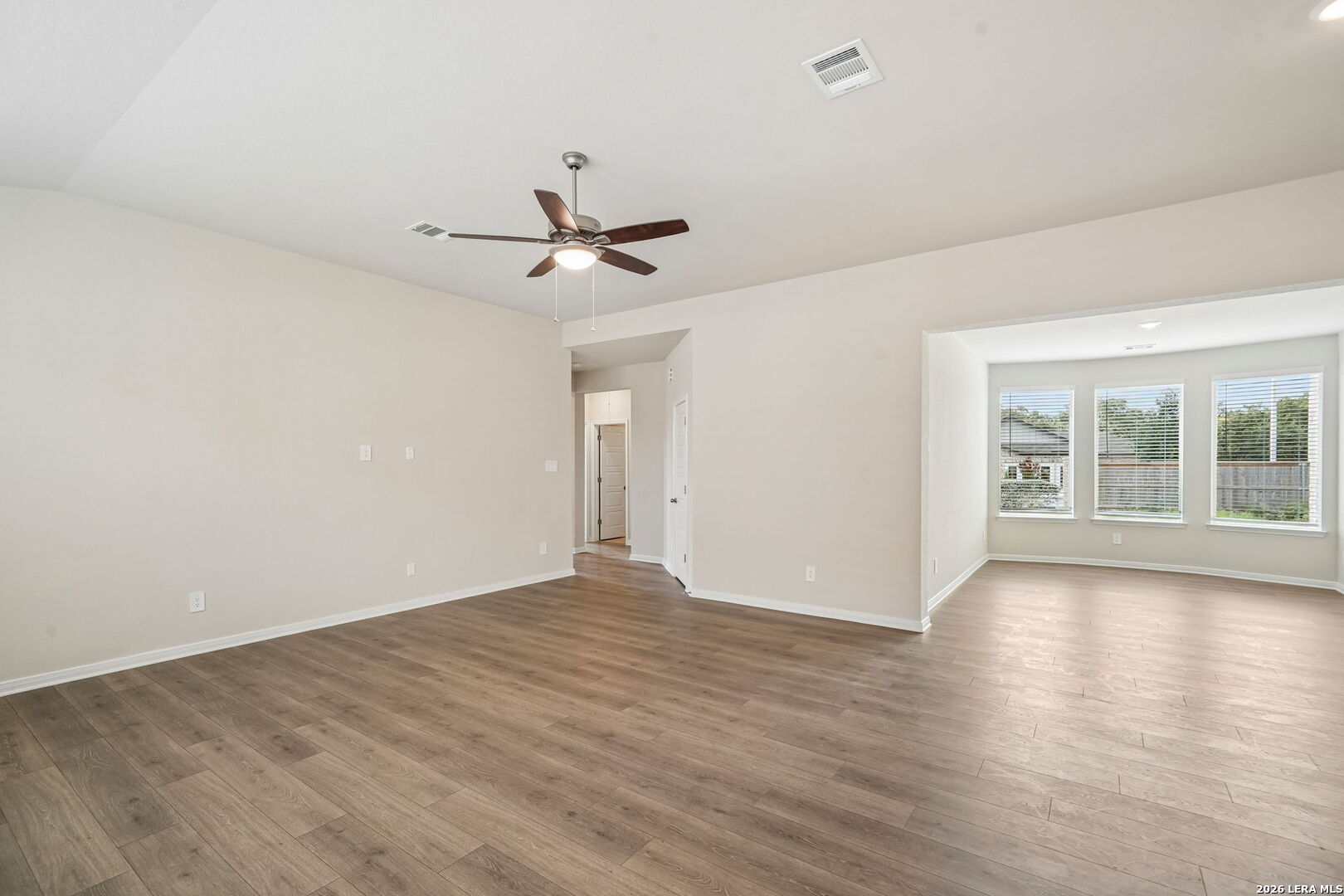 5807 Broken Rock, San Antonio, TX 78253