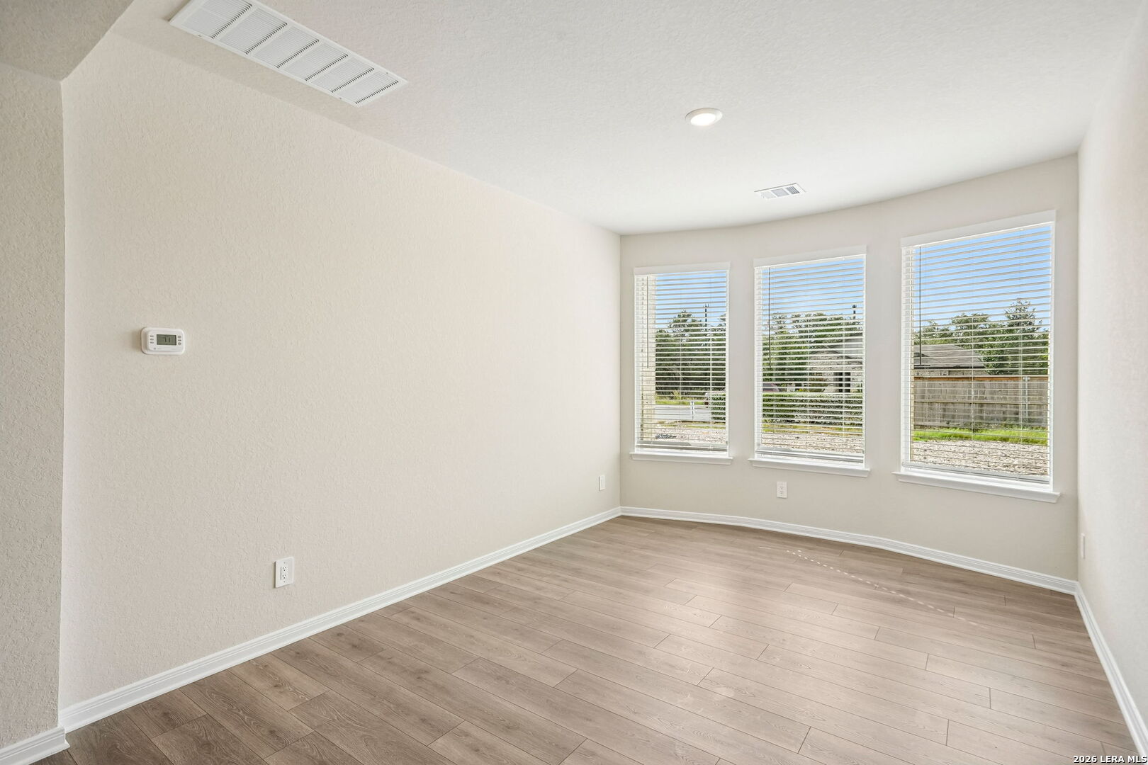 5807 Broken Rock, San Antonio, TX 78253