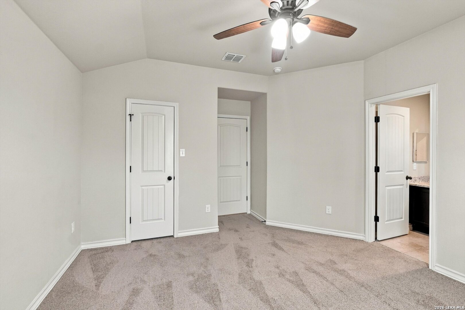 6950 LAKEVIEW DR, San Antonio, TX 78244