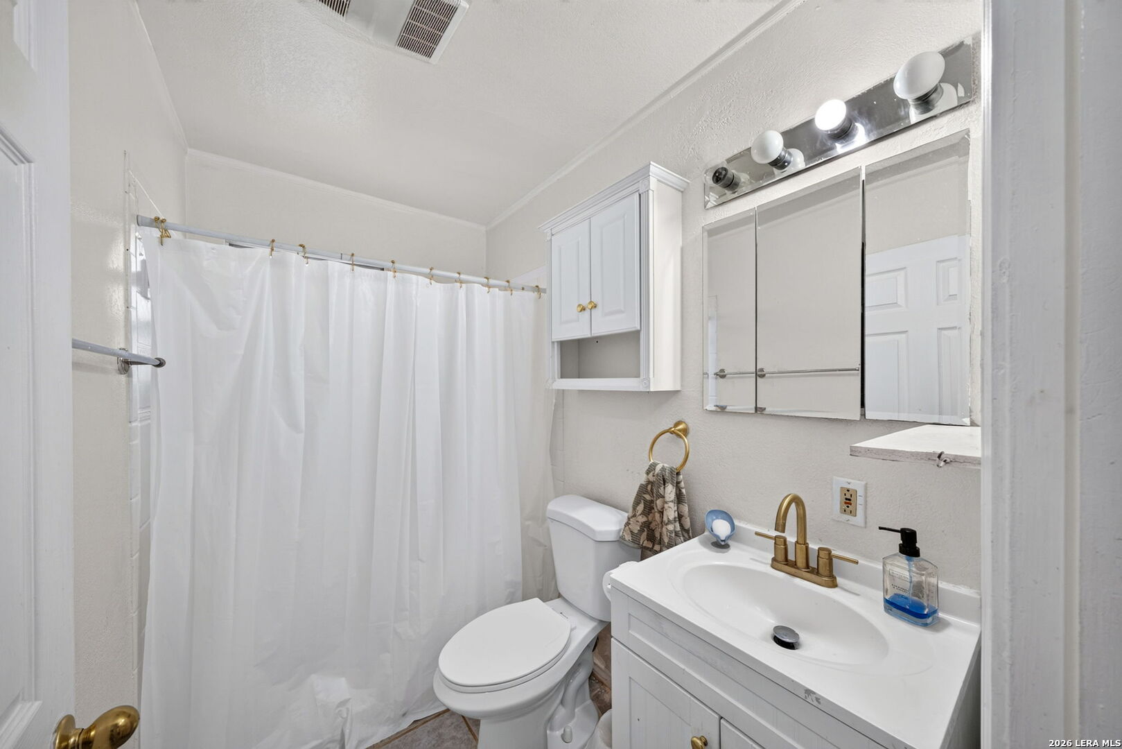 335 PARK PLZ, San Antonio, TX 78237