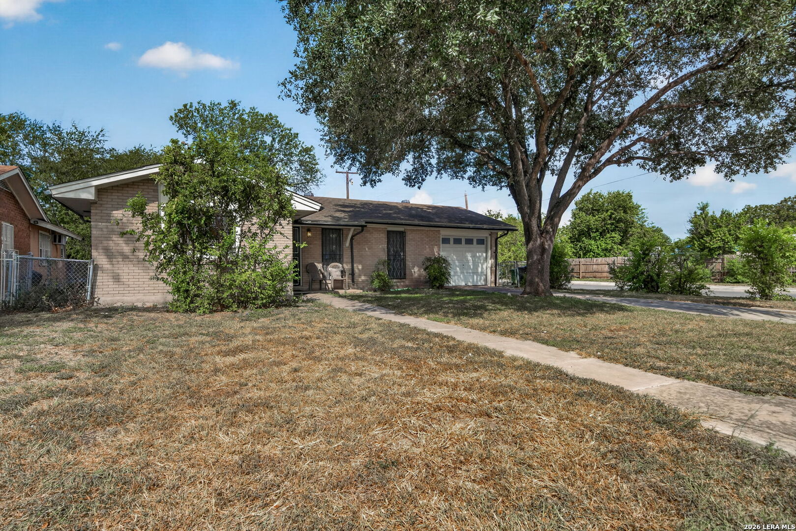 335 PARK PLZ, San Antonio, TX 78237