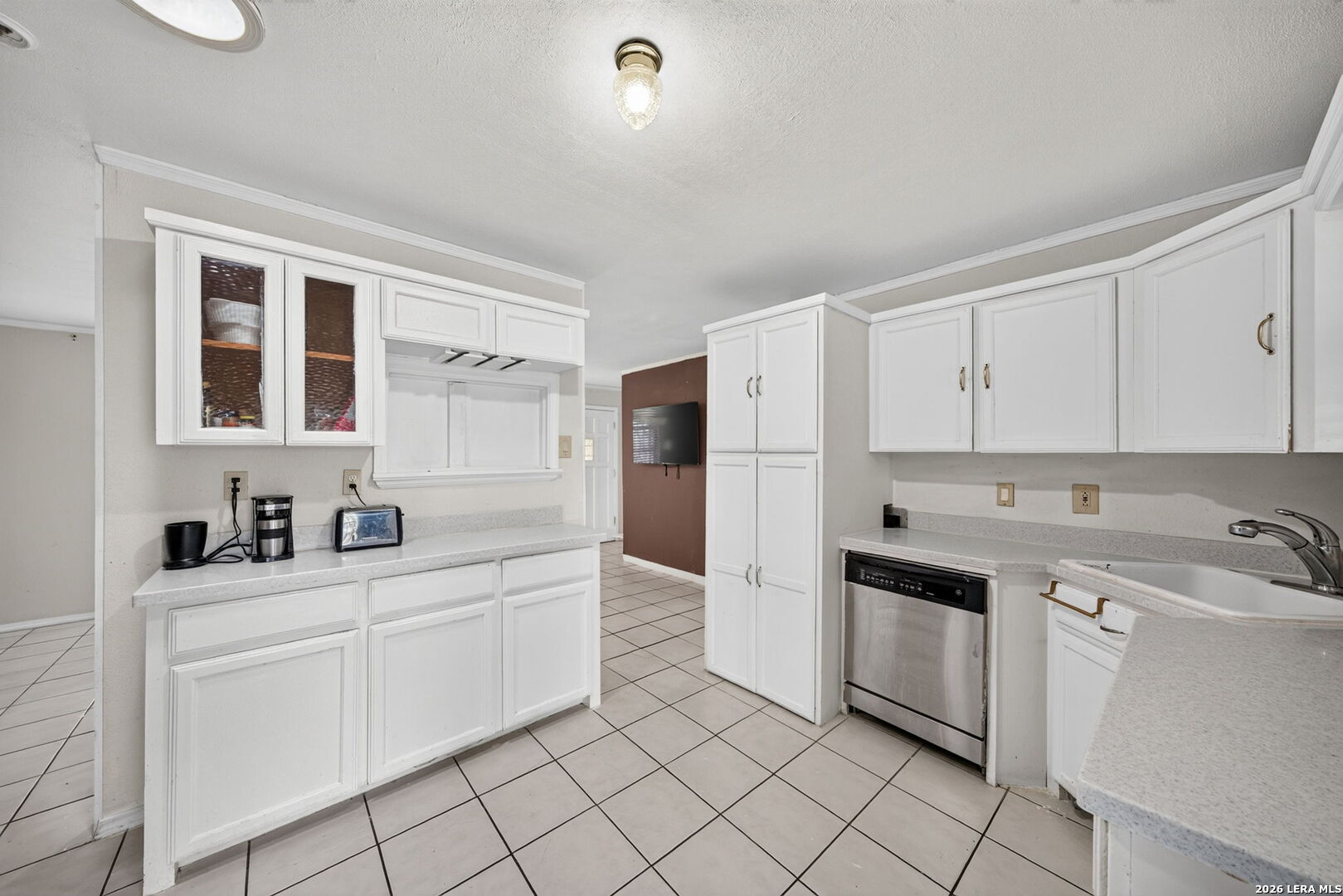335 PARK PLZ, San Antonio, TX 78237