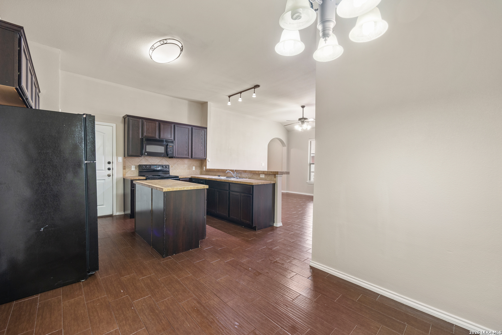 953 BROWN ROCK DR, New Braunfels, TX 78130