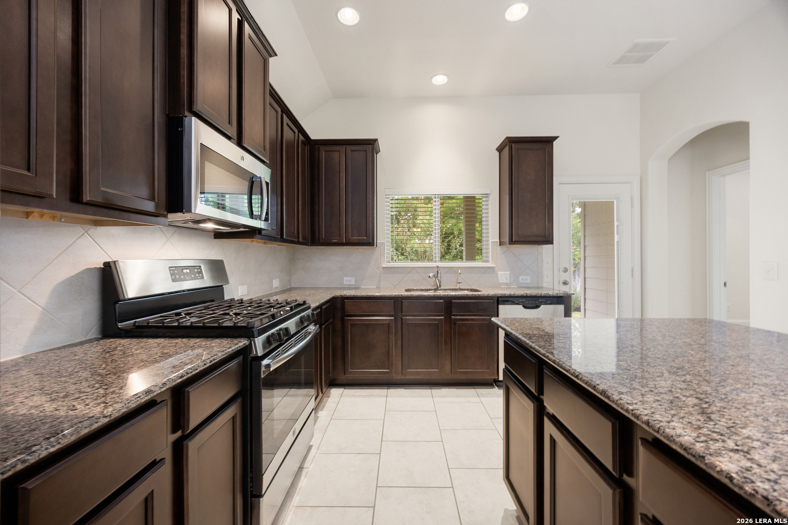 1887 BARON DR, photo 9