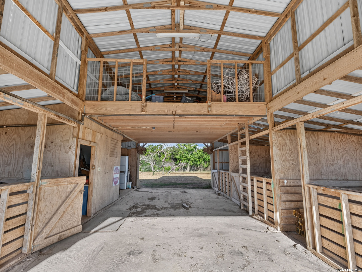 3320 Privilege Creek Rd, Pipe Creek, TX 78063