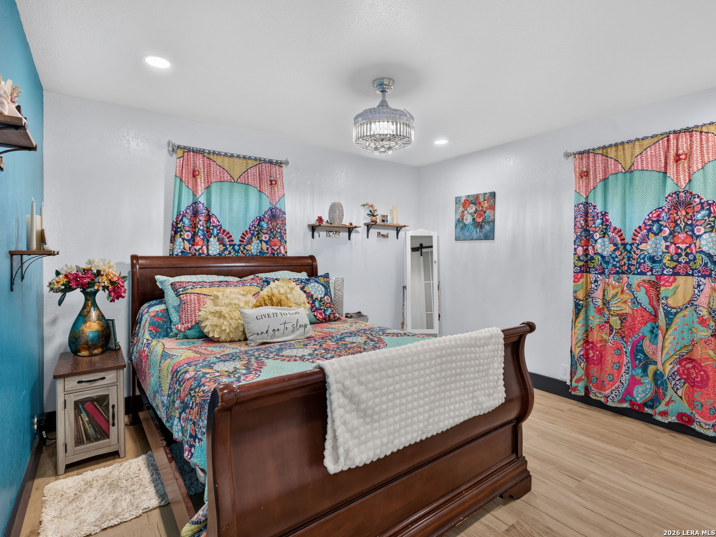 3320 Privilege Creek Rd, Pipe Creek, TX 78063