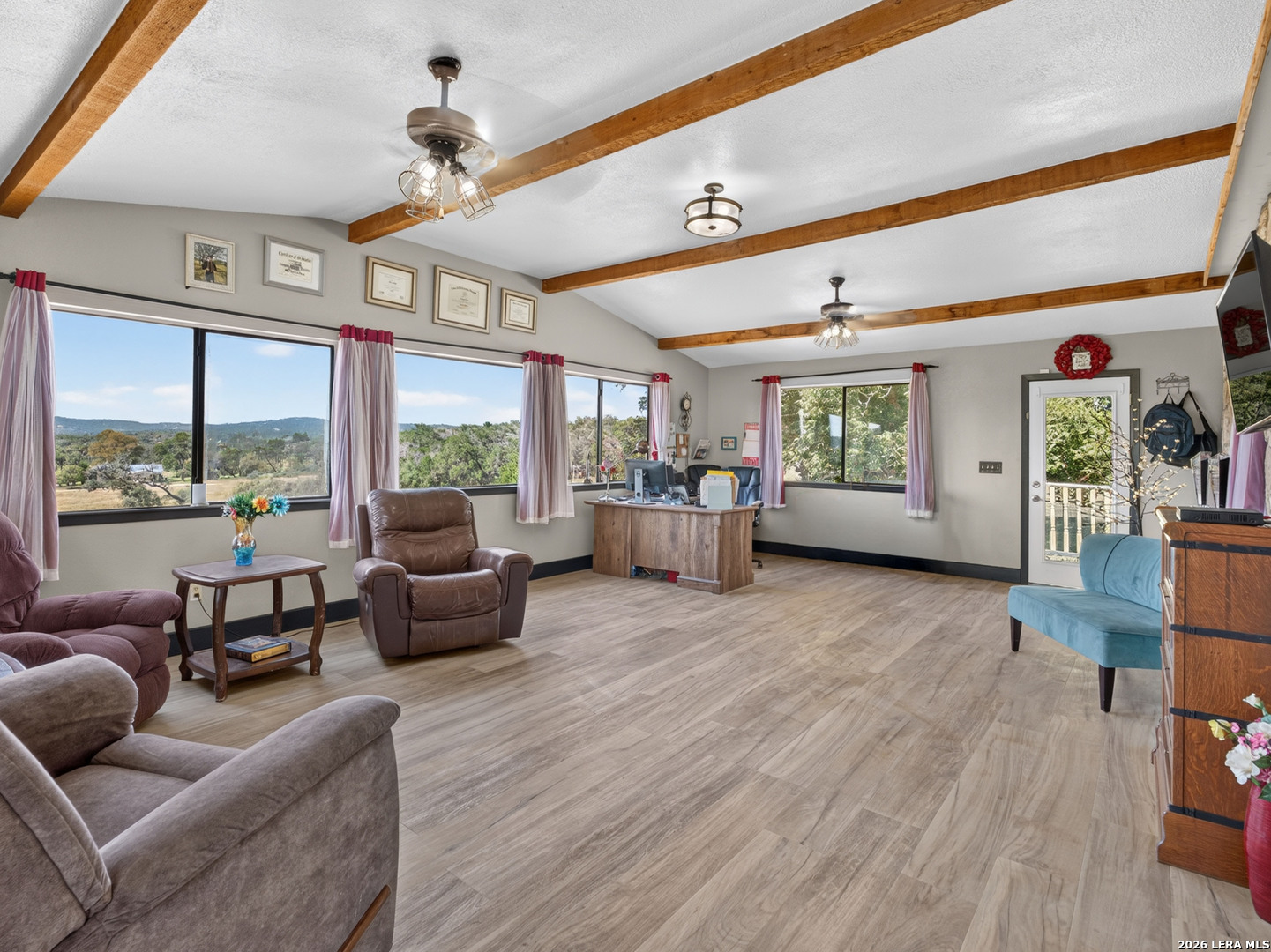 3320 Privilege Creek Rd, Pipe Creek, TX 78063