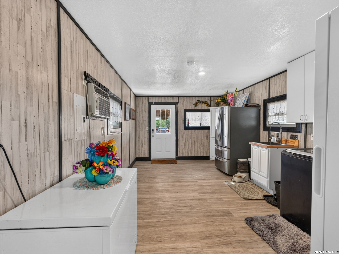 3320 Privilege Creek Rd, Pipe Creek, TX 78063