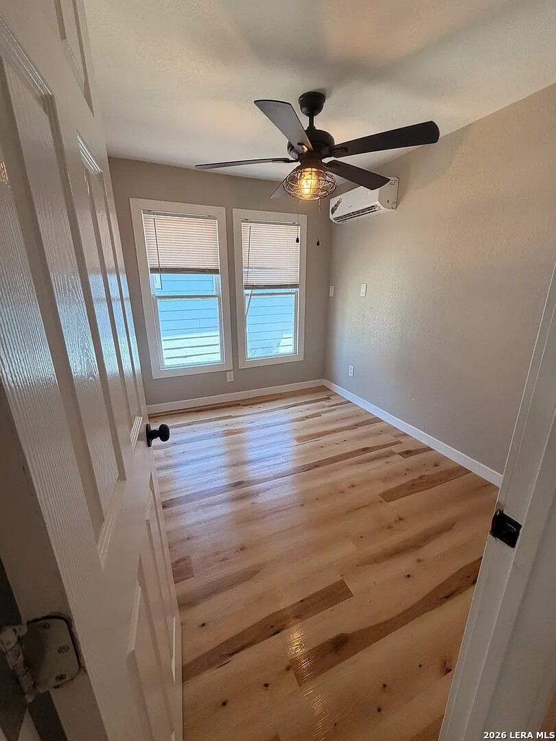 231 Gabriel, San Antonio, TX 78202