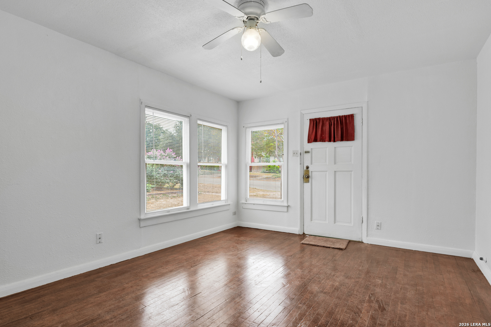 631 W Magnolia, San Antonio, TX 78212