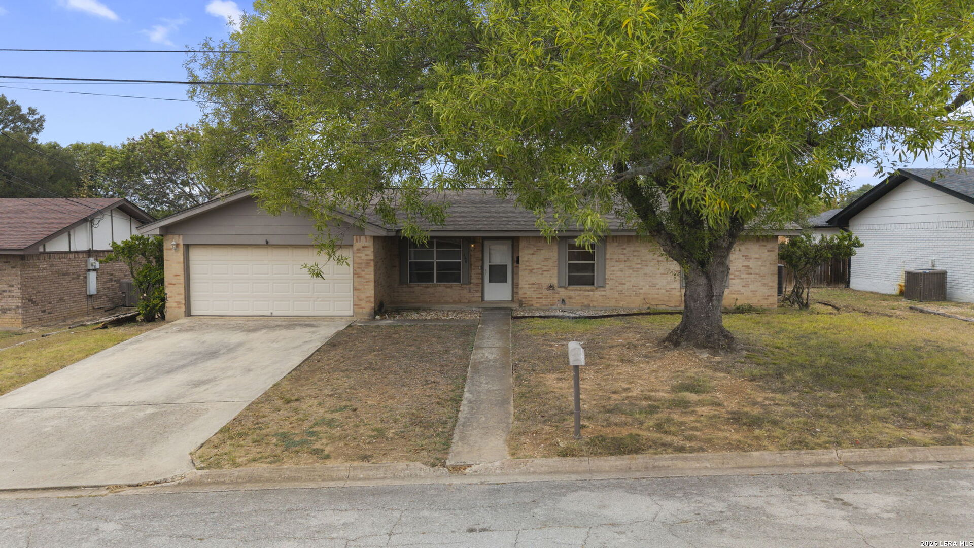 160 STEPHANIE DR, Kerrville, TX 78028