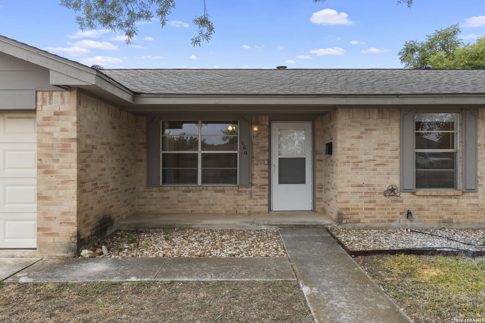 160 STEPHANIE DR, Kerrville, TX 78028