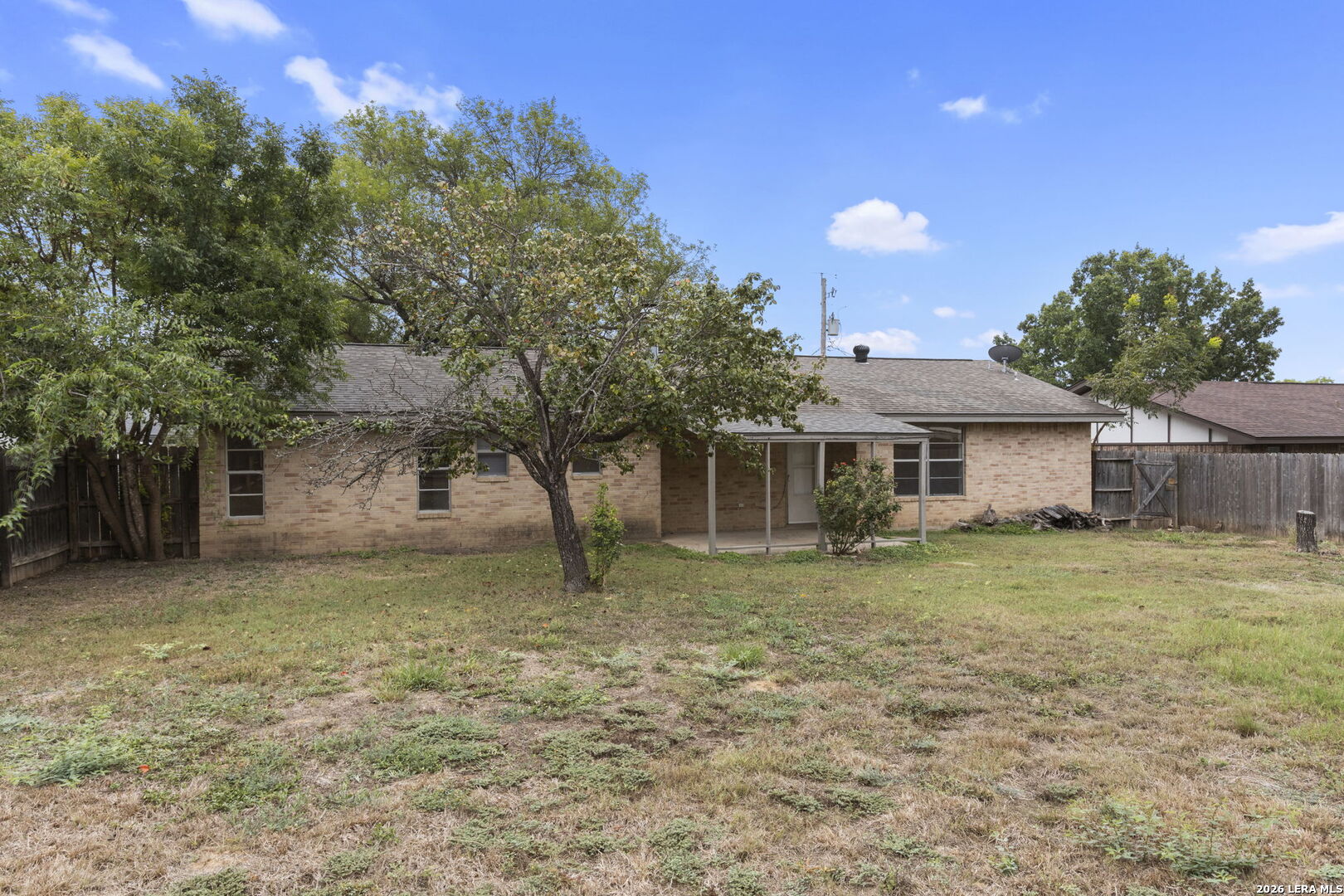 160 STEPHANIE DR, Kerrville, TX 78028