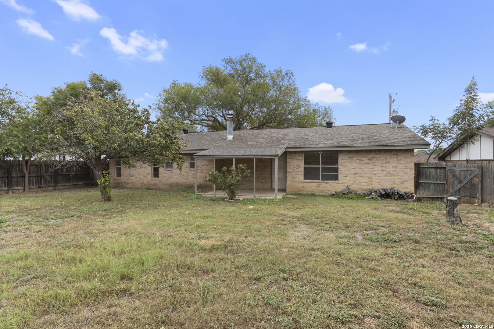 160 STEPHANIE DR, Kerrville, TX 78028