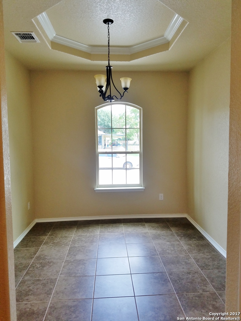 3303 Avoca Dr,San Antonio, TX 78211