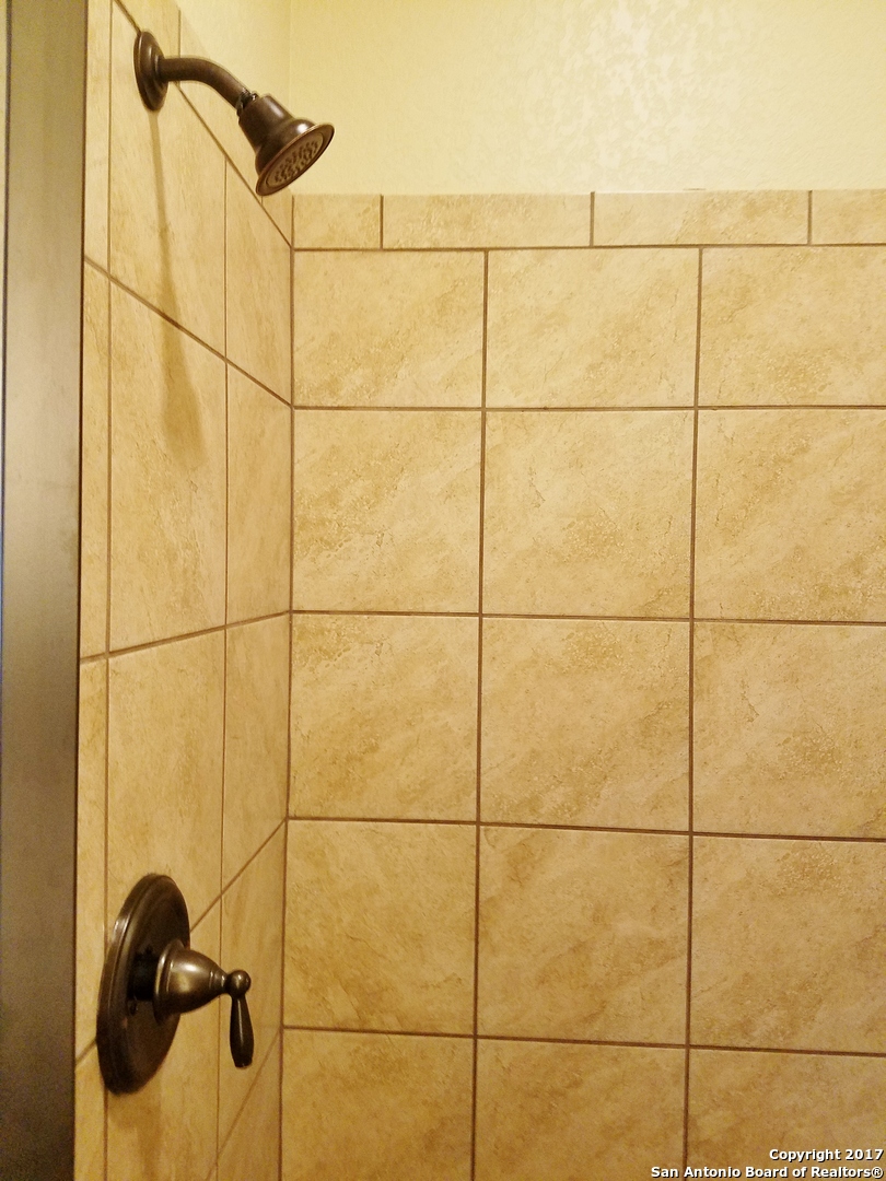 3303 Avoca Dr,San Antonio, TX 78211