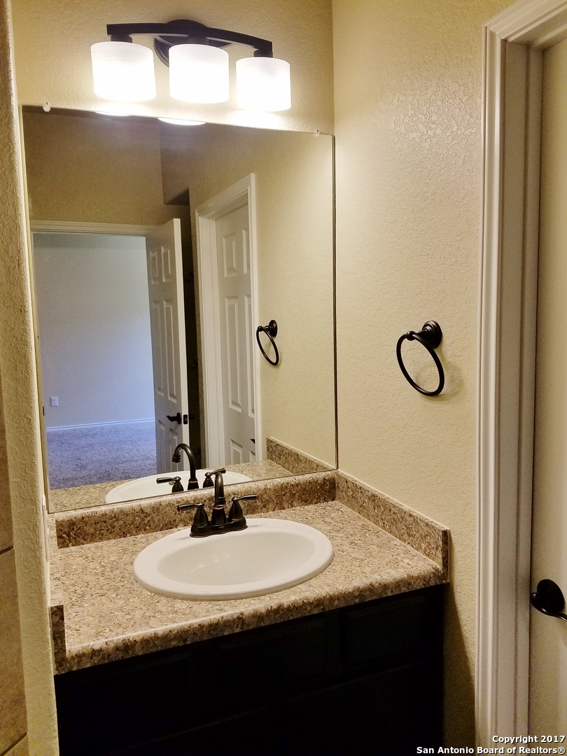 3303 Avoca Dr,San Antonio, TX 78211