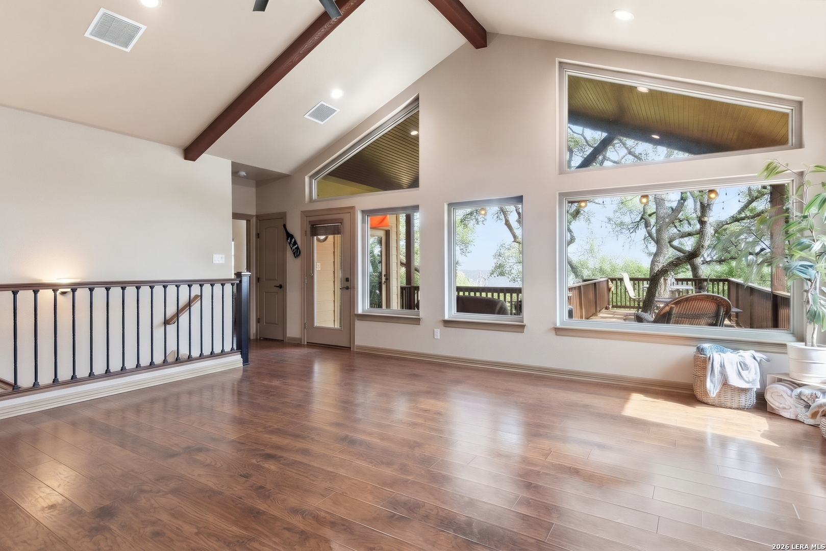 785 Lake Forest, Canyon Lake, TX 78133