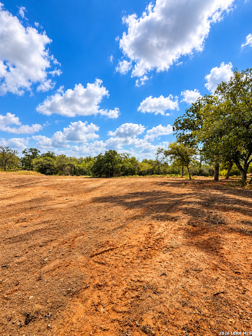 1410 W County Road 109, Leesville, TX 78122
