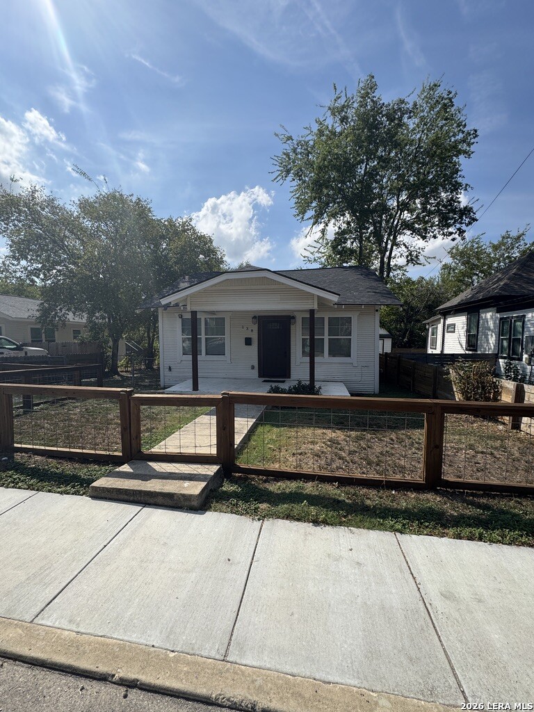 138 PAUL ST, San Antonio, TX 78203