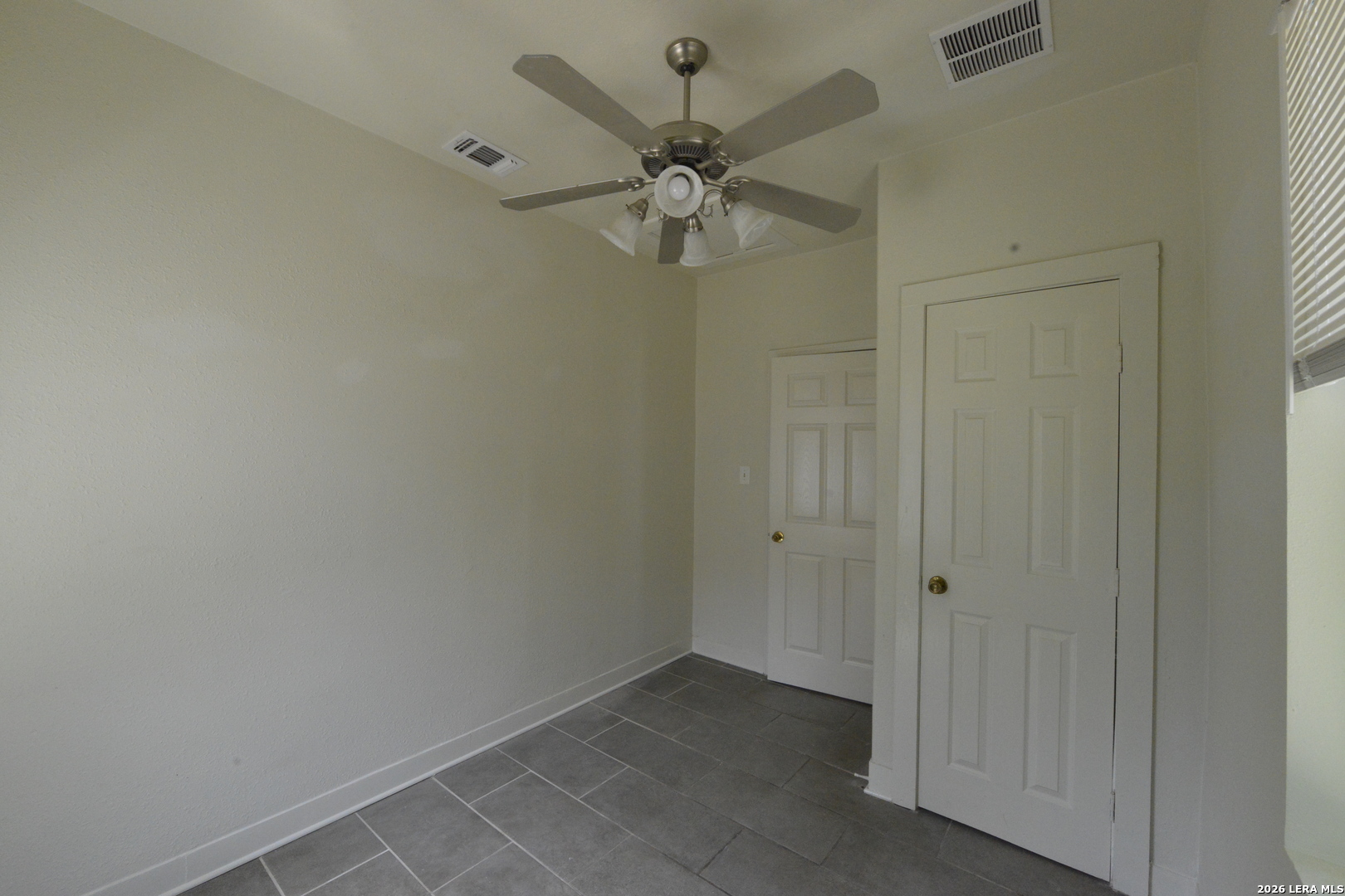 1426 N Center, San Antonio, TX 78202