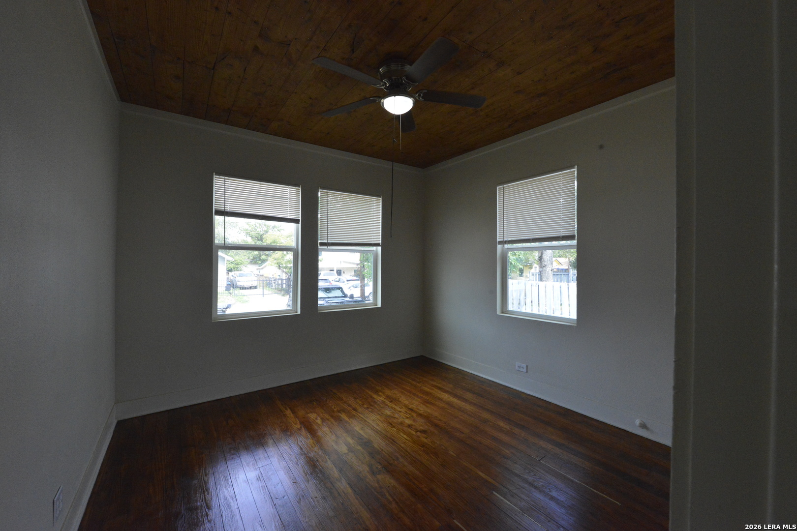 1426 N Center, San Antonio, TX 78202