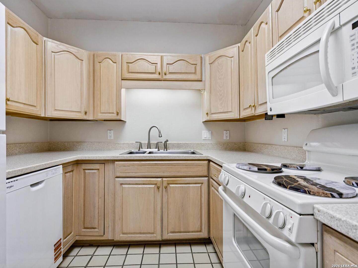 1 TOWERS PARK LN, #703, San Antonio, TX 78209