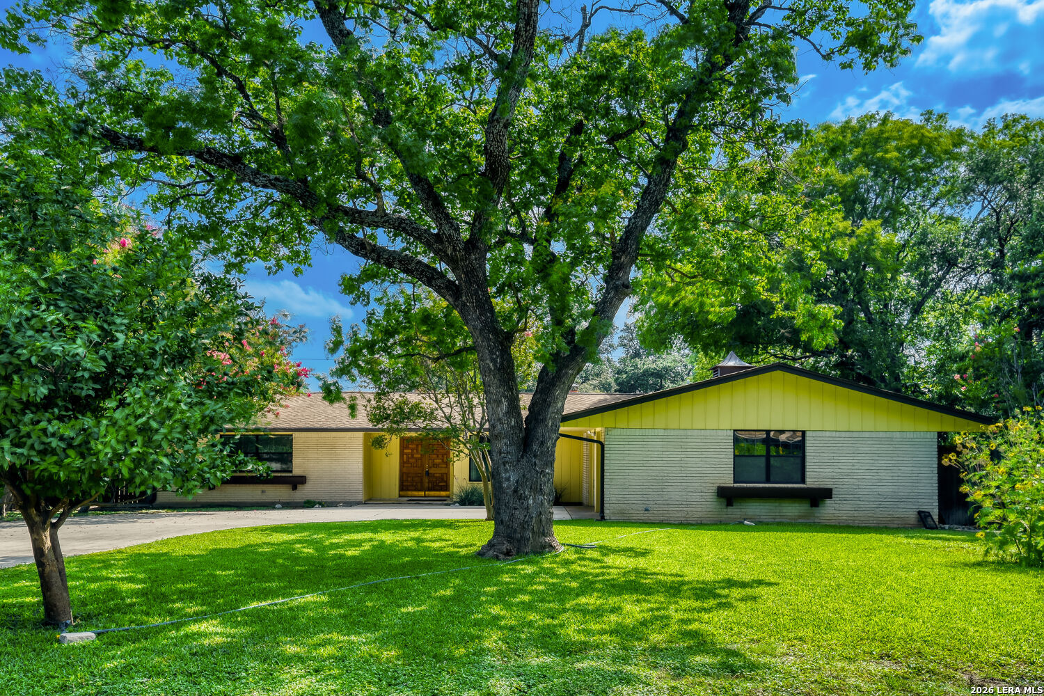 Single family home for sale at 153 Trillium Ln, San Antonio, TX 78213 | MLS# 1993575
