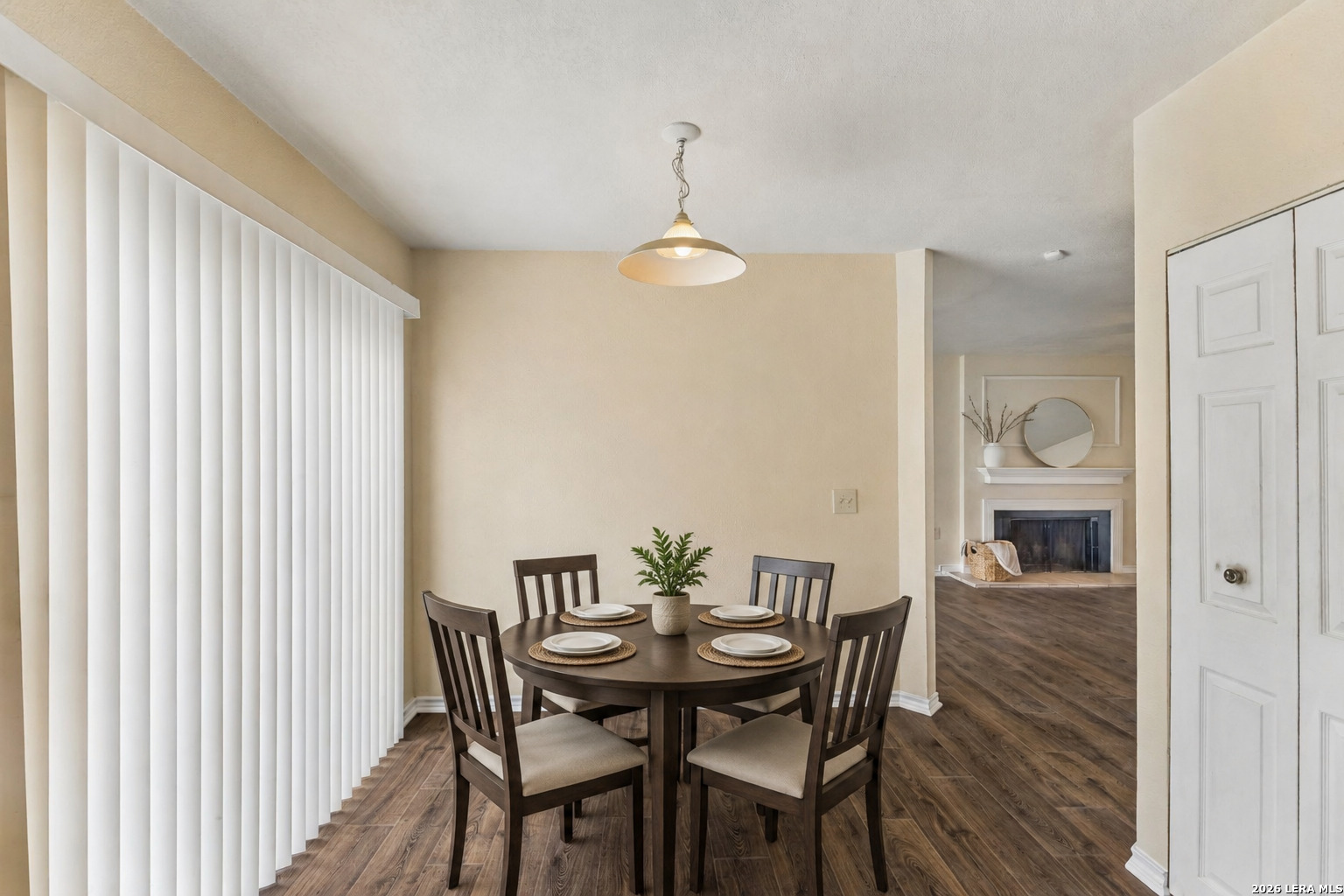 5823 Misty Gln, San Antonio, TX 78247