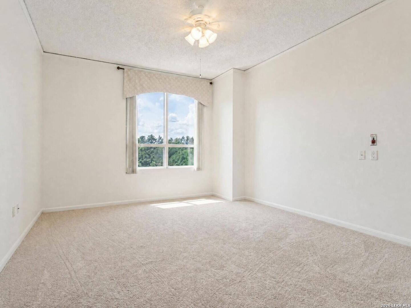 1 TOWERS PARK LN, #317, San Antonio, TX 78209