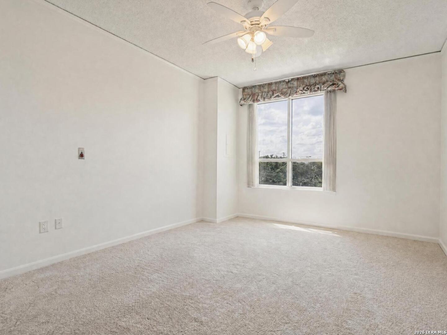 1 TOWERS PARK LN, #317, San Antonio, TX 78209